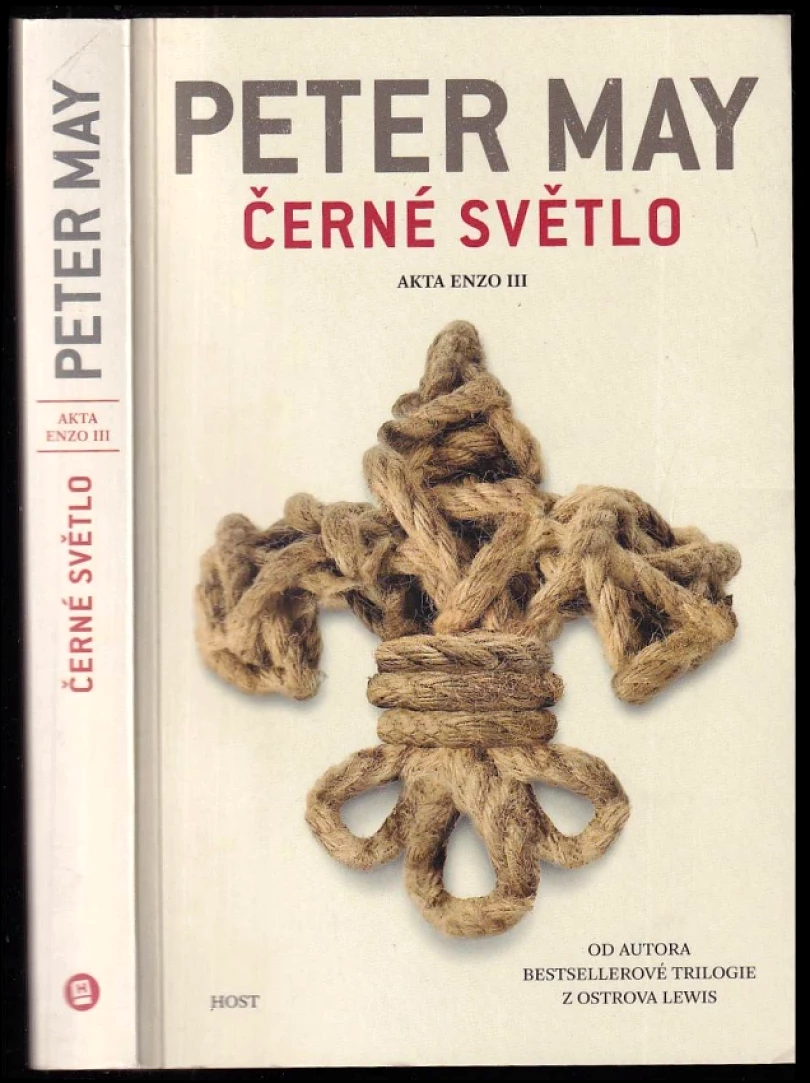 Levně Černé světlo (Peter May, 2018)