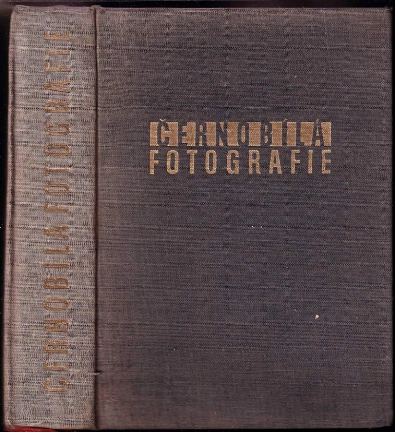 Levně Černobílá fotografie (Jaroslav Kulhánek, 1959)