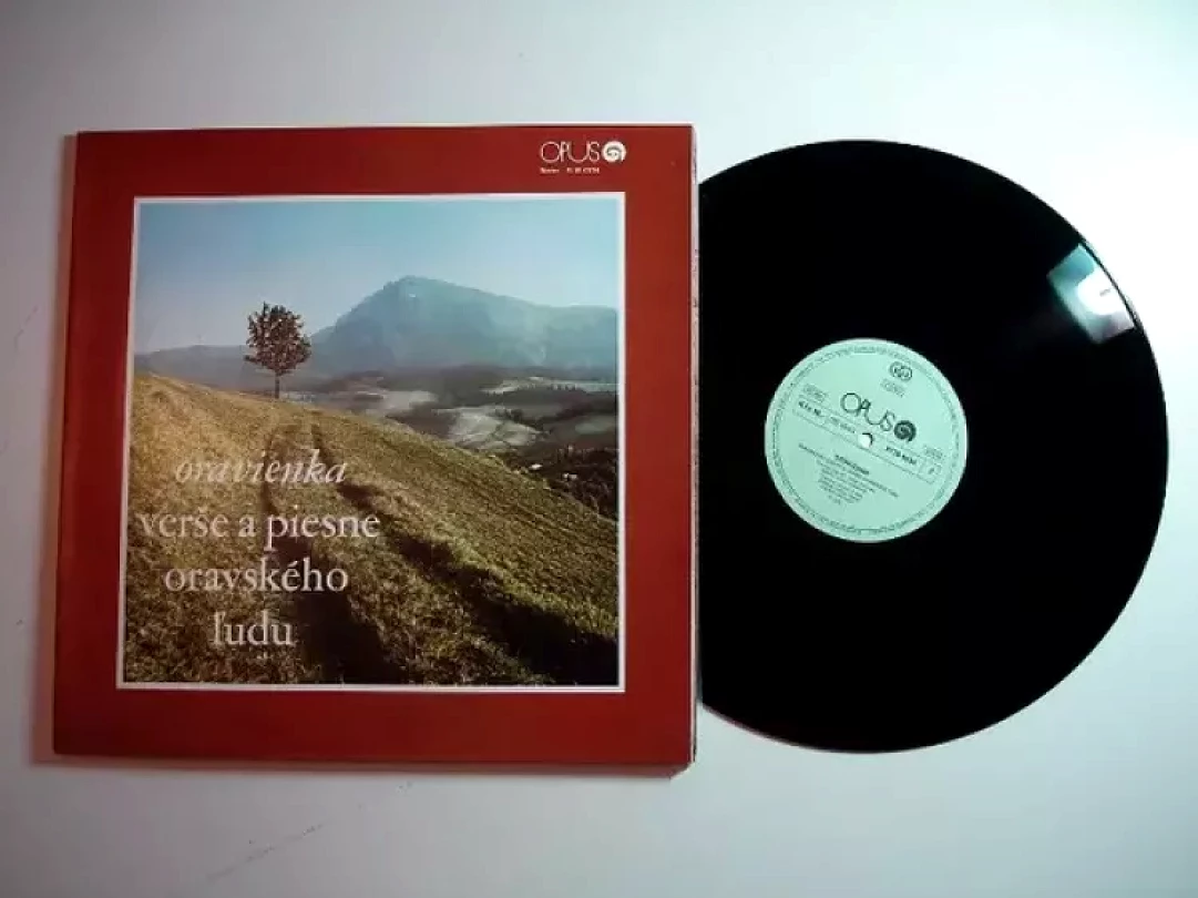 Levně Oravienka - Verše A Piesne Oravského Ľudu (Darina Laščiaková, 1973)