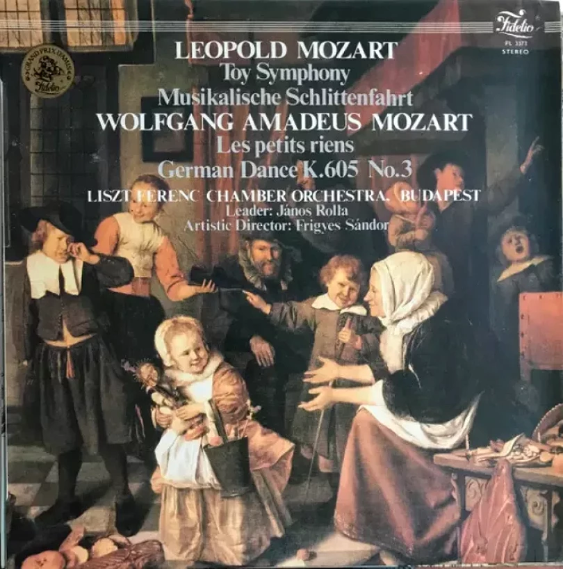 Levně Toy Symphony / Musikalische Schlittenfahrt / Les Petits Riens / German Dance K.605 No.3 (Wolfgang Amadeus Mozart, )