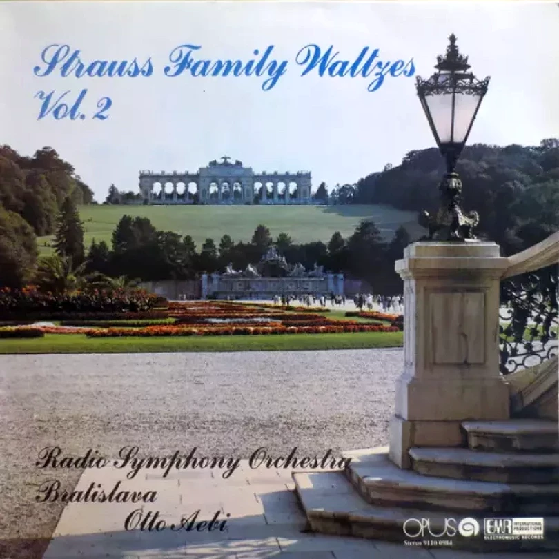Levně Strauss Family Waltzes Vol. 2 (Slovak Radio Symphony Orchestra, 1981)
