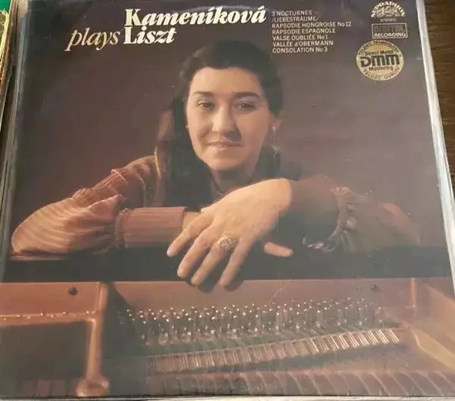 Levně Plays Liszt (Valentina Kameníková, 1988)