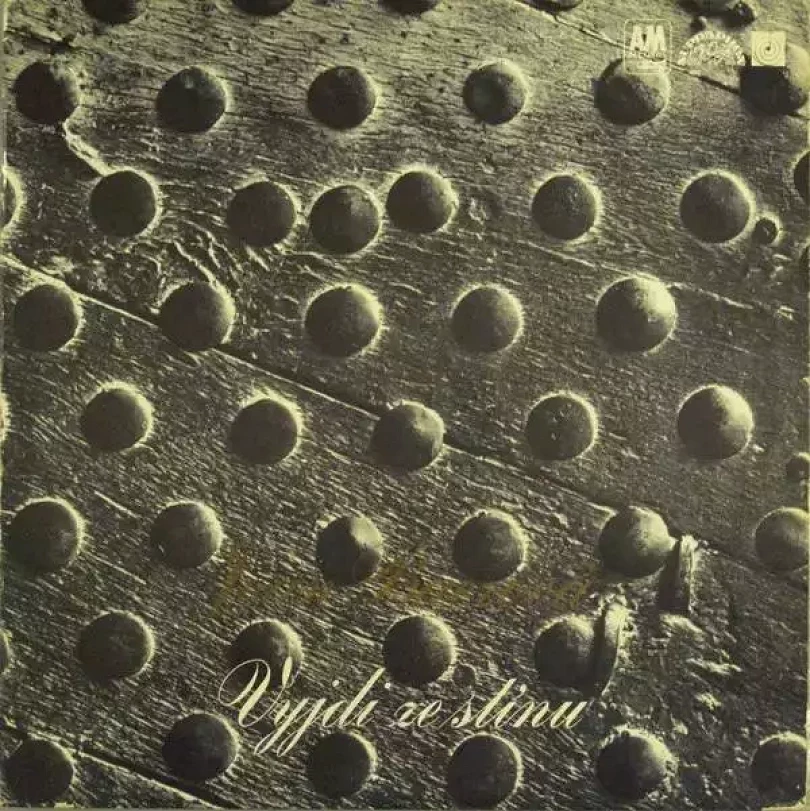 Levně Vyjdi Ze Stínu (Joan Baez, 1973)