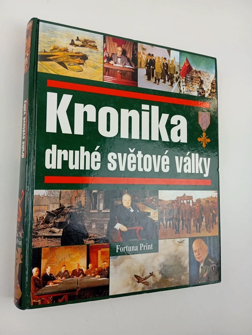 Kronika druhé světové války (, 2000)