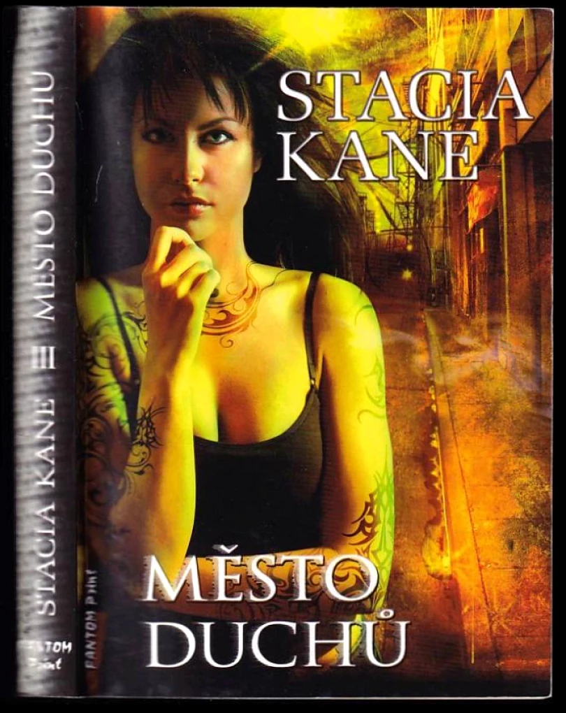 Levně Město duchů (Stacia Kane, 2015)