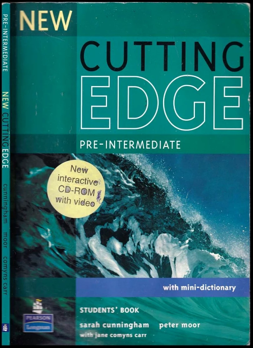 Levně New Cutting Edge Pre-Intermediate Students´ Book w/ CD-ROM Pack (Sarah Raymond Cunningham, 2007)