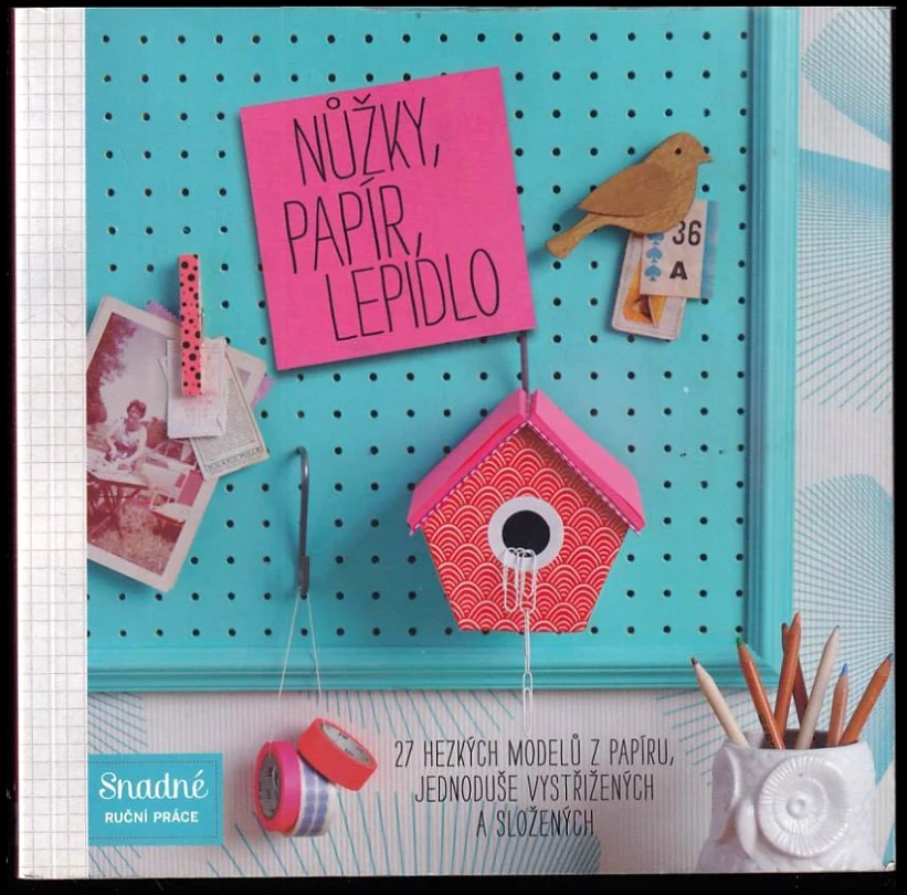 Levně Nůžky, papír, lepidlo (Christine Leech, 2009)
