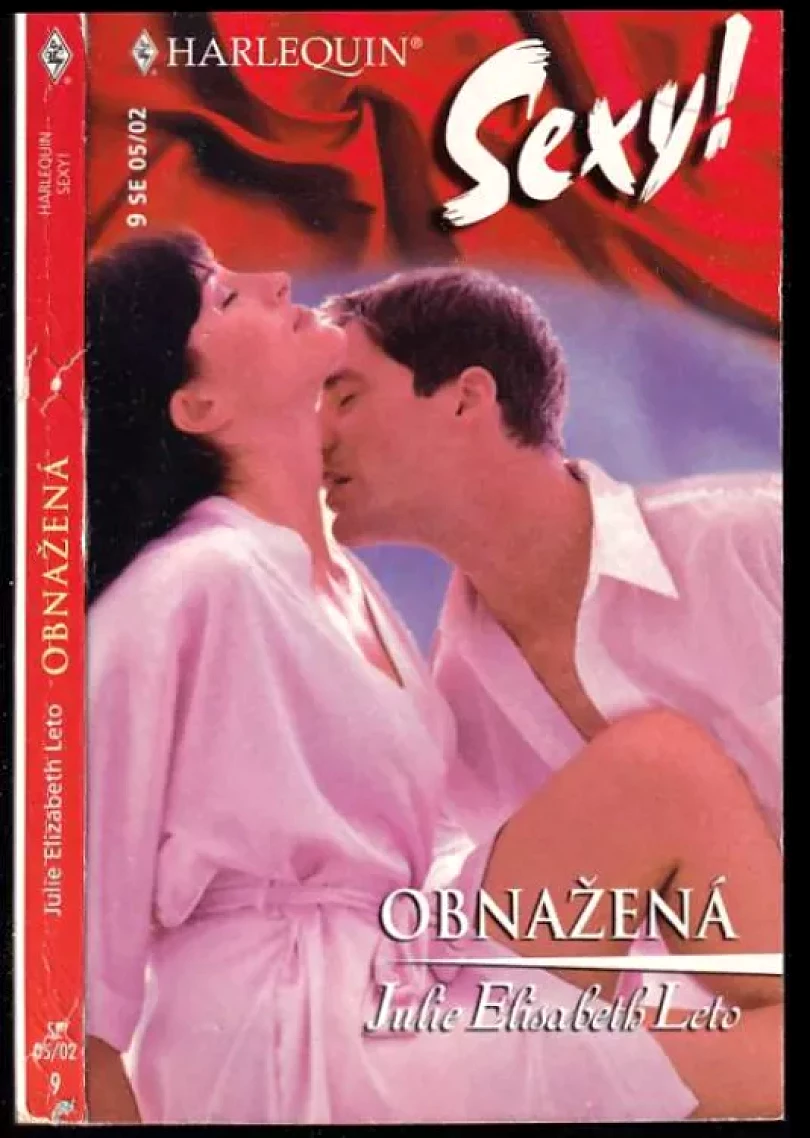 Obnažená (Julie Elizabeth Leto, 2002)
