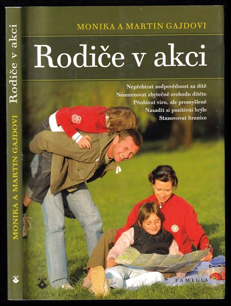 Rodiče v akci (Monika Gajda, 2011)
