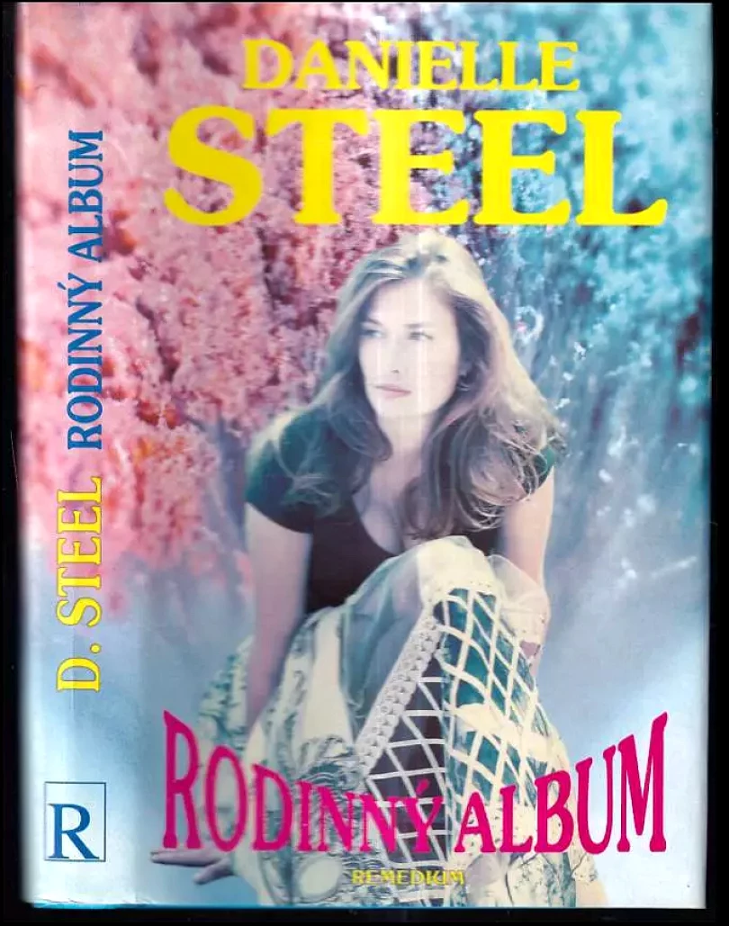 Levně Rodinný album (Danielle Steel, 1994)