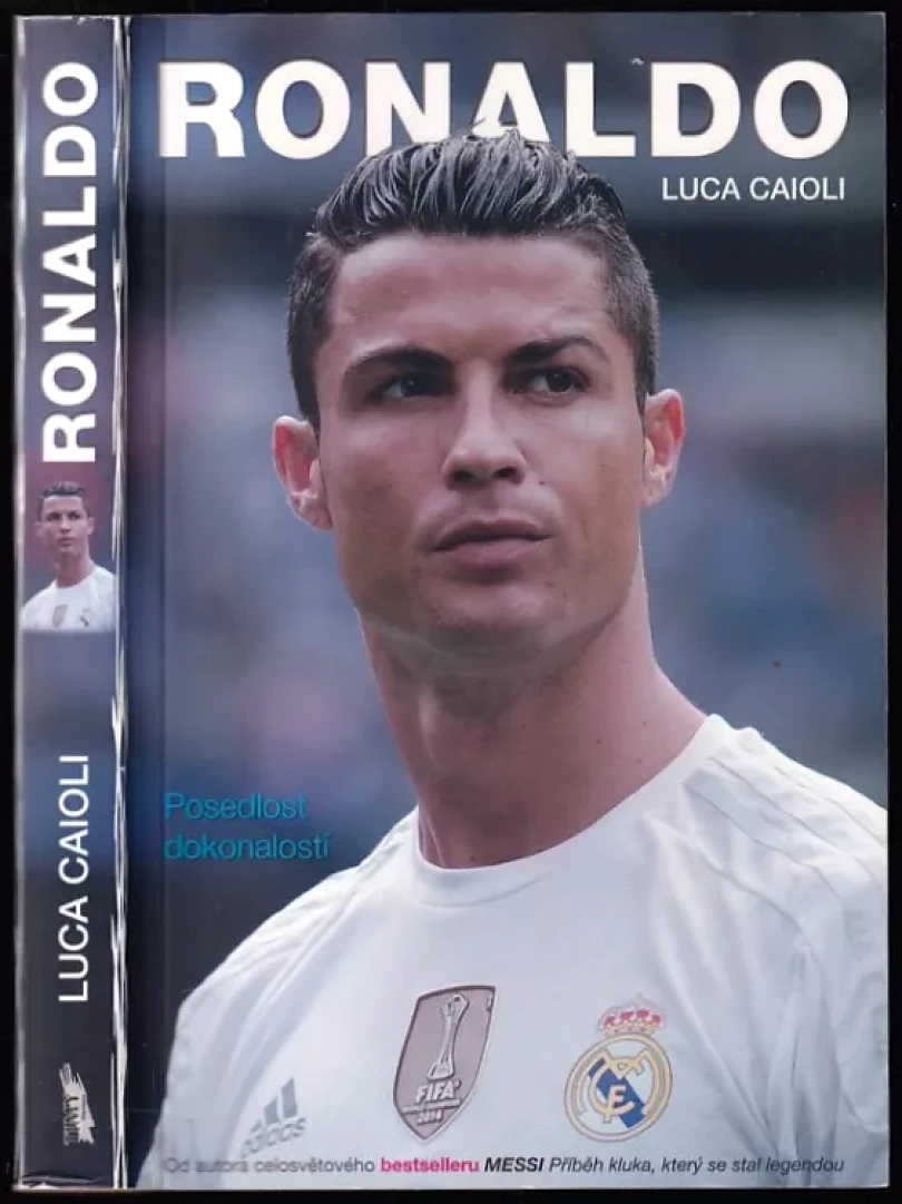 Ronaldo (Luca Caioli, 2015)