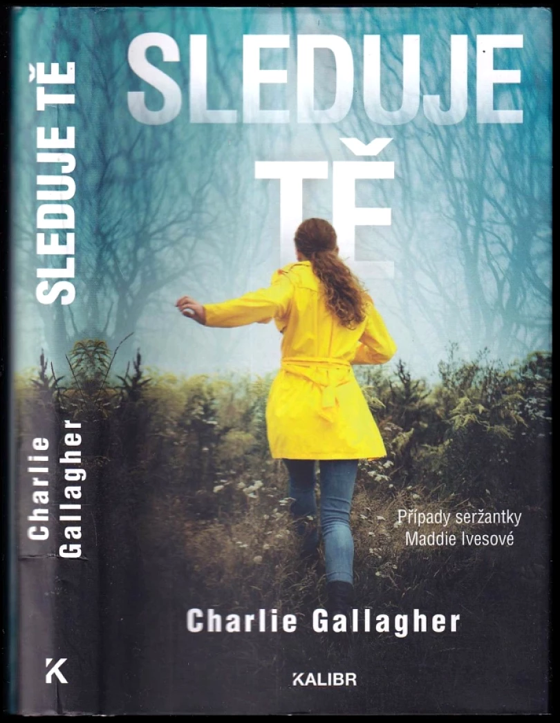 Sleduje tě (Charlie Gallagher, 2020)