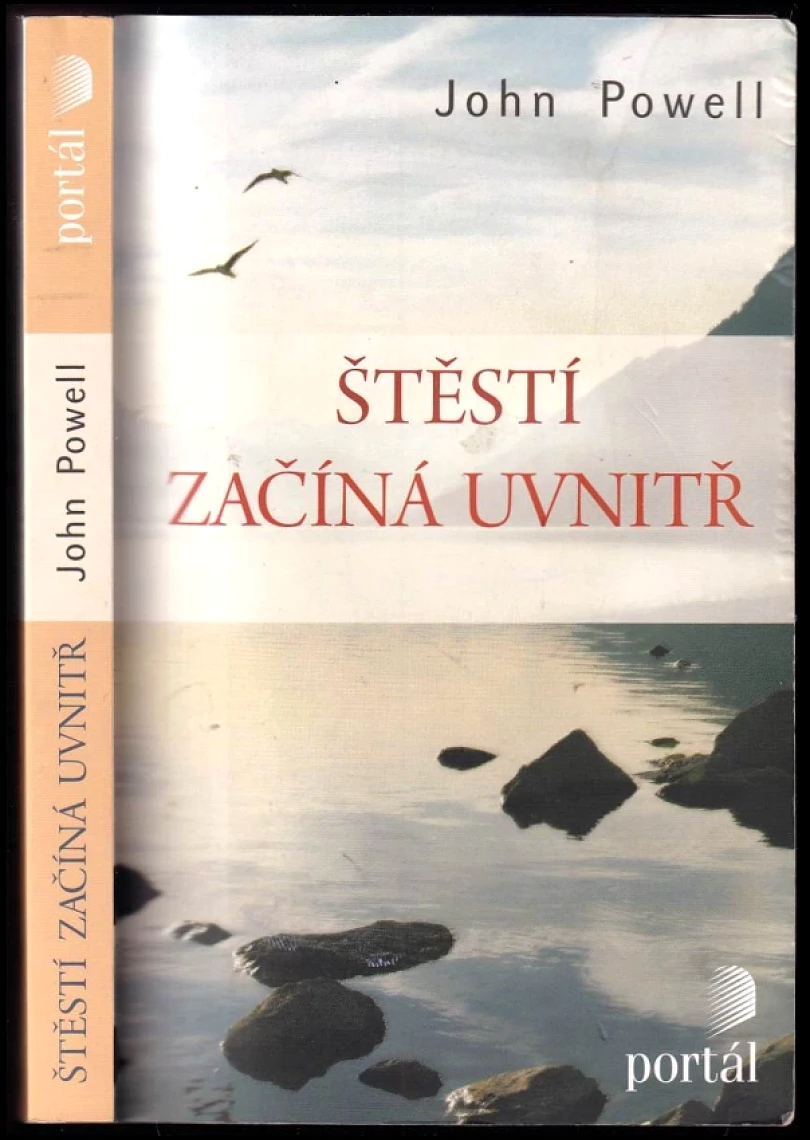 Štěstí začíná uvnitř (John Powell, 2015)