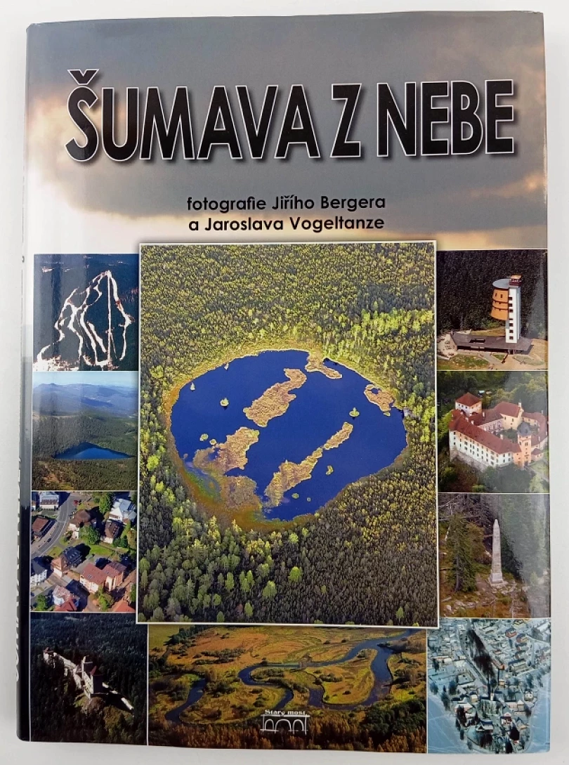 Šumava z nebe (Jaroslav Vogeltanz, 2009)