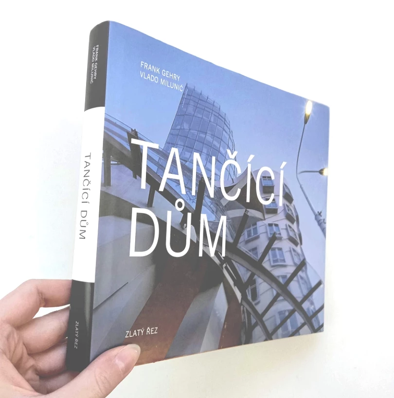 Tančící dům (Vlado Milunić, 2003)