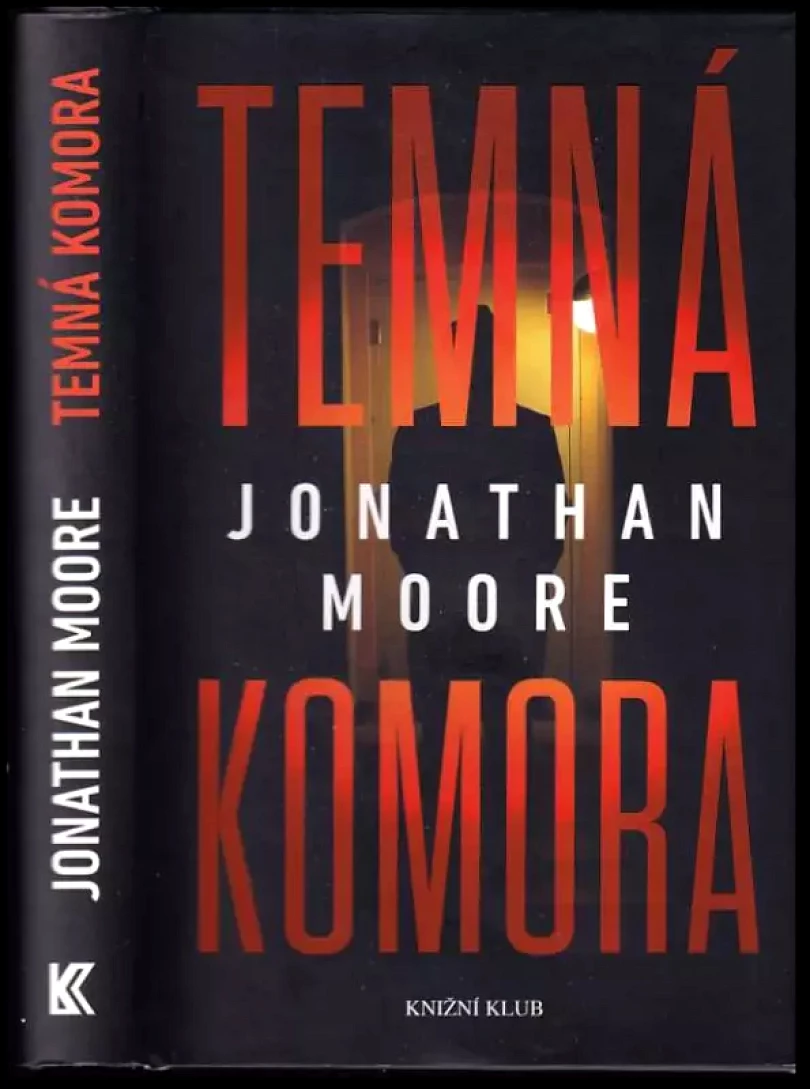 Levně Temná komora (Jonathan Moore, 2017)