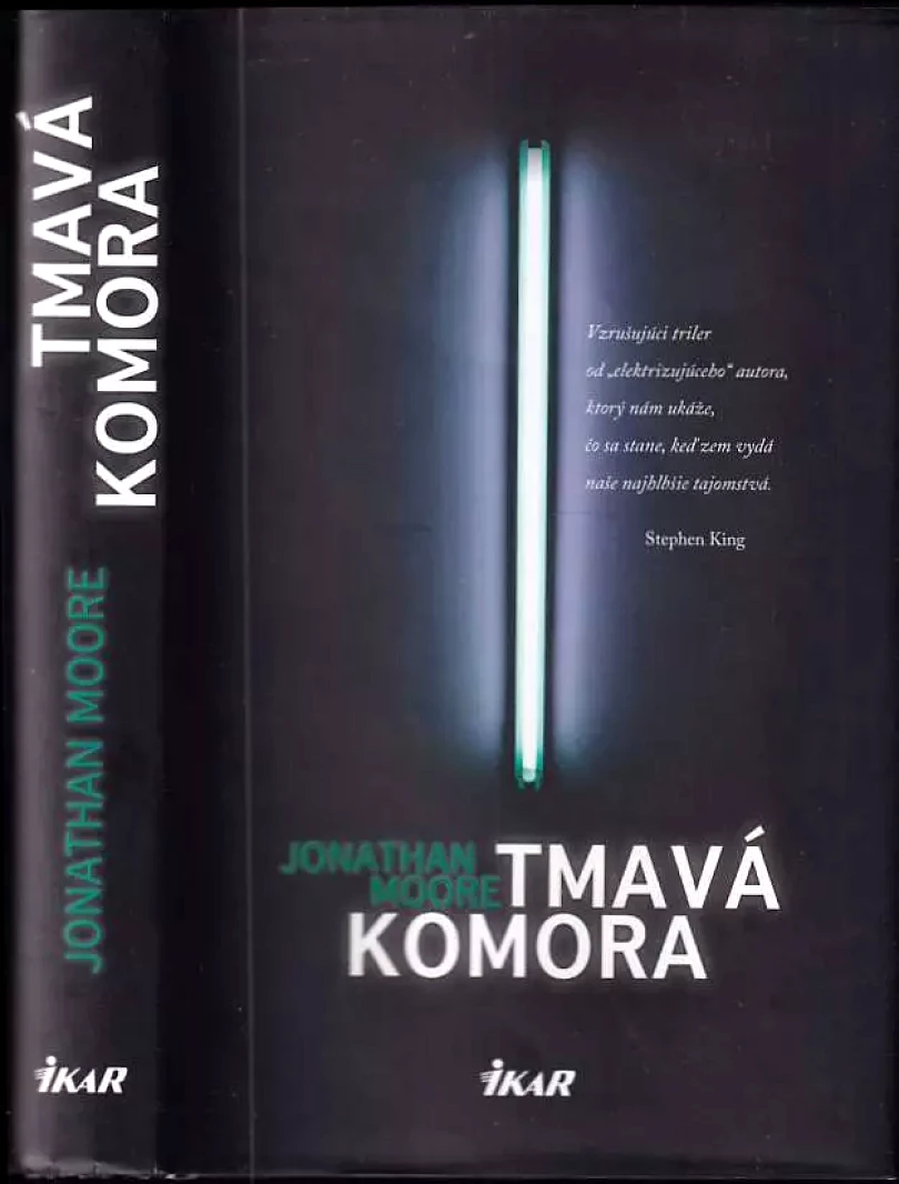 Levně Tmavá Komora (Jonathan Moore, 2017)