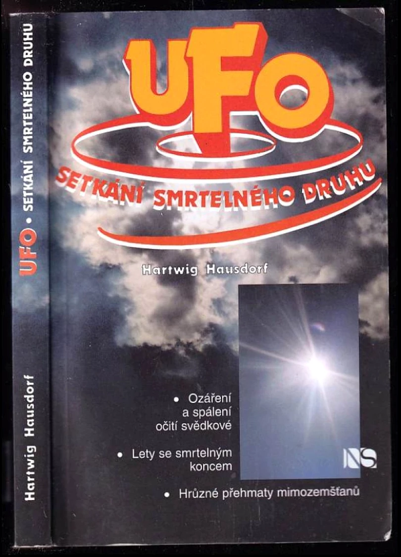 Levně UFO (Hartwig Hausdorf, 2000)