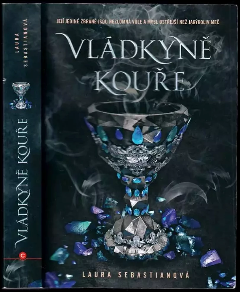Levně Vládkyně kouře (Laura Sebastian, 2019)