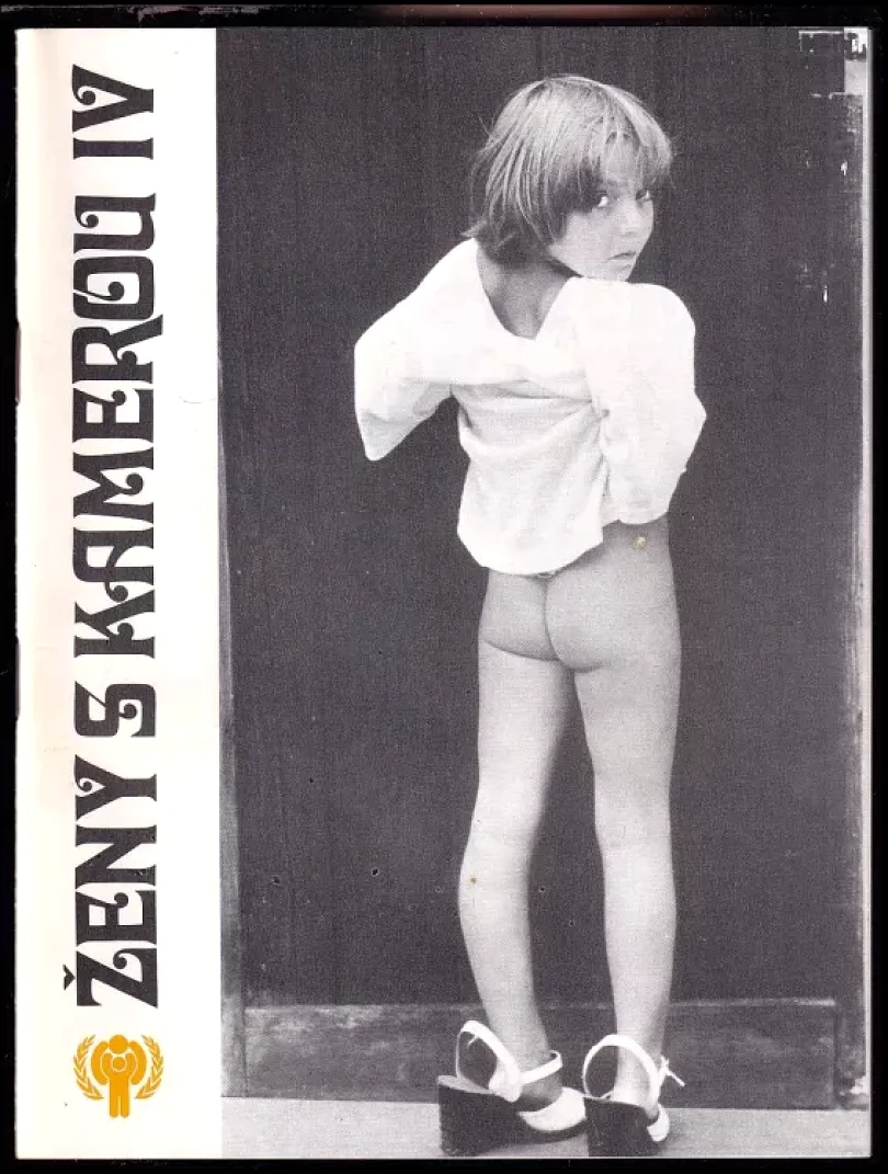 Ženy s kamerou IV (, 1979)