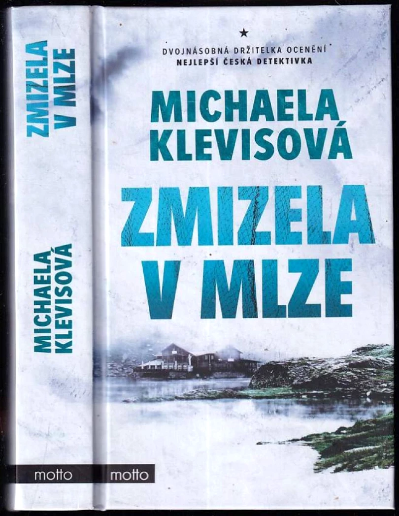 Zmizela v mlze (Michaela Klevisová, 2022)