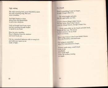 Norman MacCaig: A world of difference (Phoenix Living Poets)
