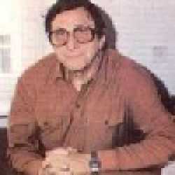 Adam Hollanek