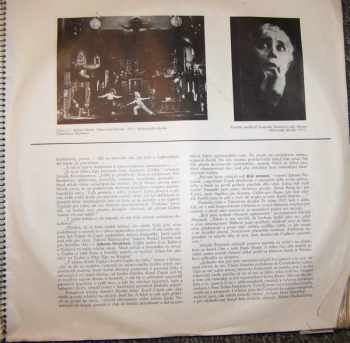 Karel Čapek: Album Scén Z Divadelních Her (Lásky Hra Osudná, Rur, Loupežník, Ze života Hmyzu, Věc Makropulos, Bílá Nemoc, Matka, Adam Stvořitel) (3xLP)