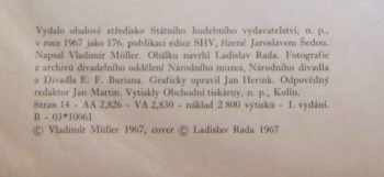 Karel Čapek: Album Scén Z Divadelních Her (Lásky Hra Osudná, Rur, Loupežník, Ze života Hmyzu, Věc Makropulos, Bílá Nemoc, Matka, Adam Stvořitel) (3xLP)