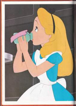 Walt Disney: Alenka v kraji divů ; Autíčko Modrásek ; O třech malých prasátkách
