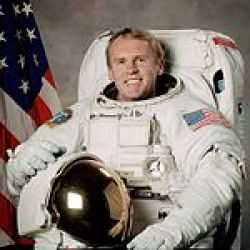 Andy Thomas