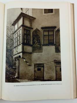 Ivan Kuhn: Architektúra na Slovensku do polovice 19. storočia