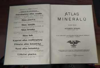 Alexander Josef Bernard: Atlas minerálů - Textem provází