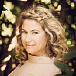Annette Collin
