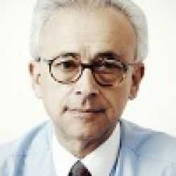 Antonio R Damasio