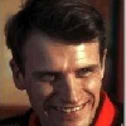 Finn Alnæs