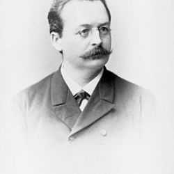 Hugo Riemann