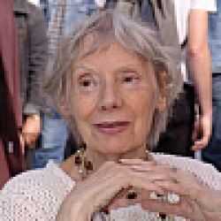 Judit G Szabó