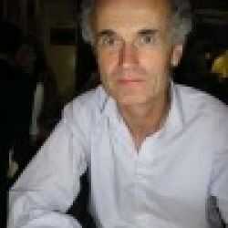 Julian Bell