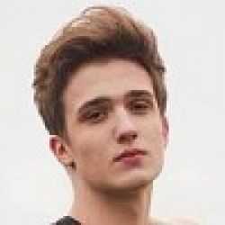 Martin Carev
