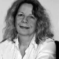 Martina Dierks