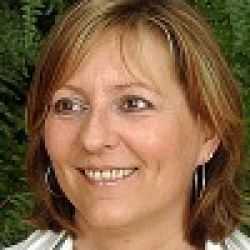 Petra Neumayer