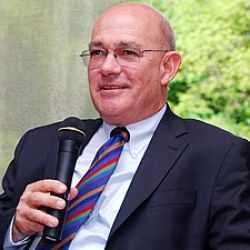 Tom Segev
