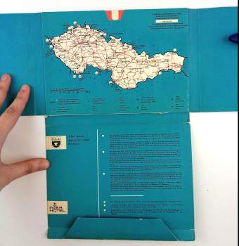 Autoatlas : Czechoslovakia ; Tchécoslovaquie ; Tschechoslowakei