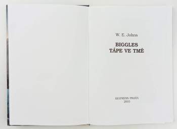 William Earl Johns: Biggles tápe ve tmě
