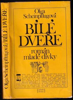 Bílé dveře