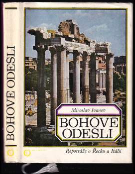 Bohové odešli