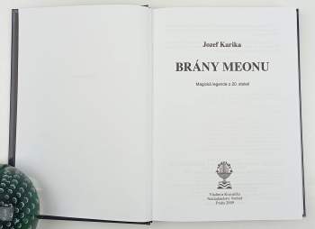 Jozef Karika: Brány meonu