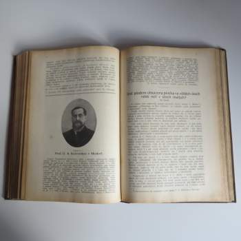 Český včelař roč. 48 (1914) + Praktický rádce včelařů roč. 11
