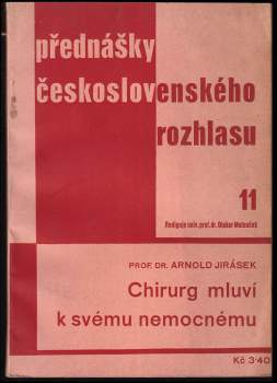 Chirurg mluví k svému nemocnému